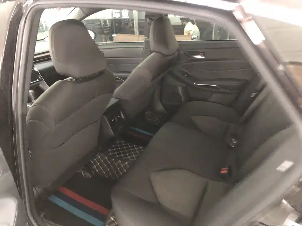 Toyota Avalon 2019 2.0L VI