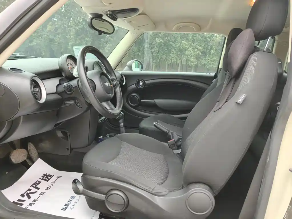 MINI Mini Clubman — миниатюра 7