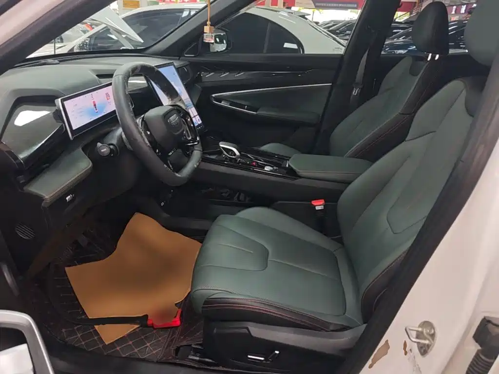 Geely Boyue — миниатюра 15
