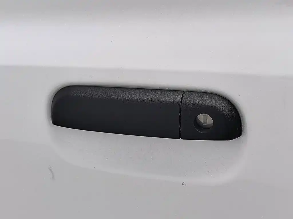 Roewe Clever — миниатюра 18