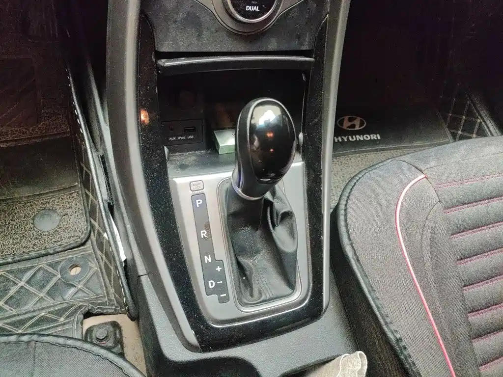 Hyundai Elantra Langdong — миниатюра 10