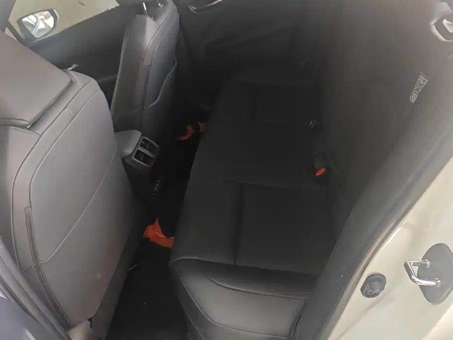 Lexus UX New Energy — миниатюра 11