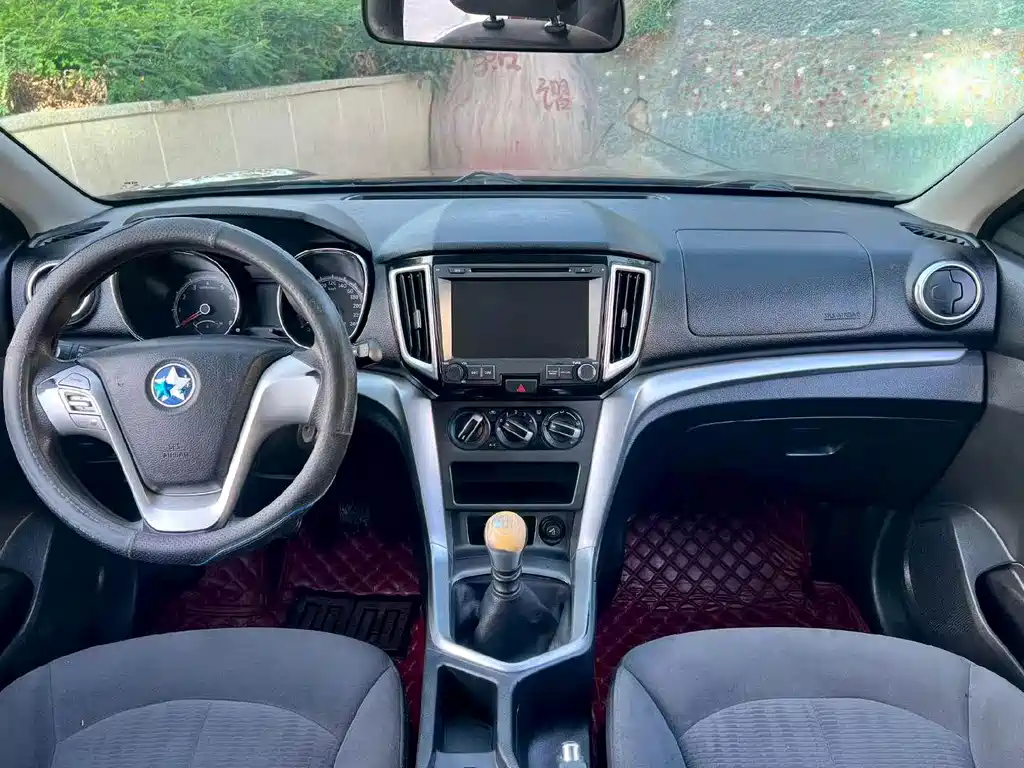 Venucia T70 — миниатюра 5