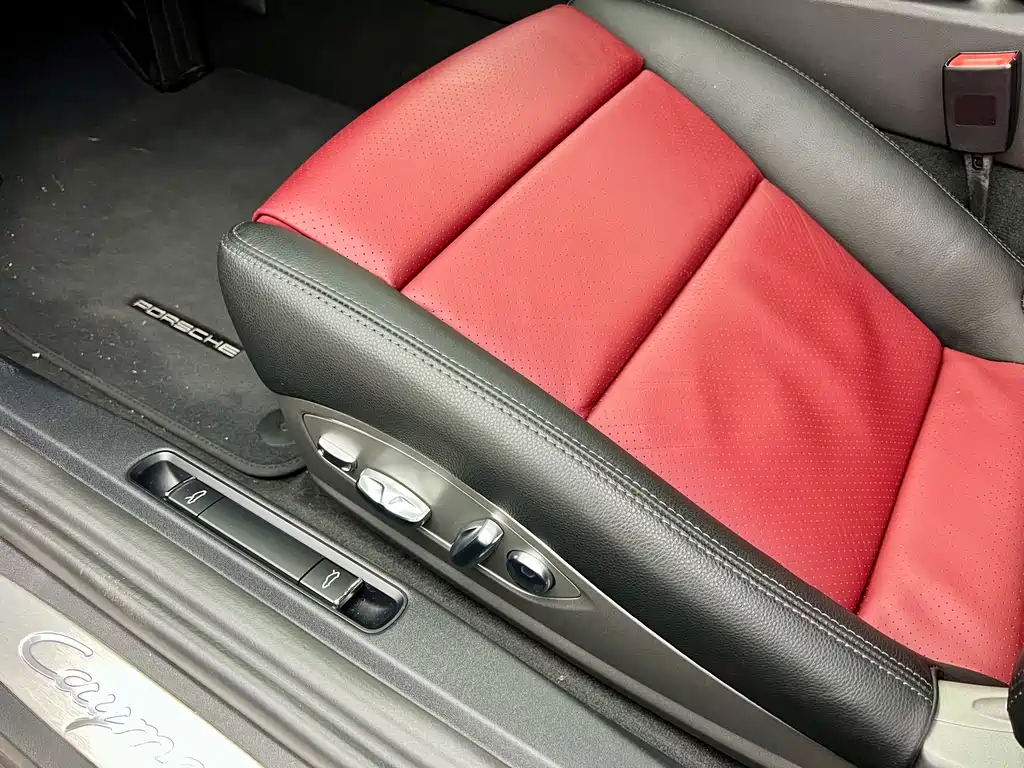 Porsche 718 2018 Cayman 2.0T