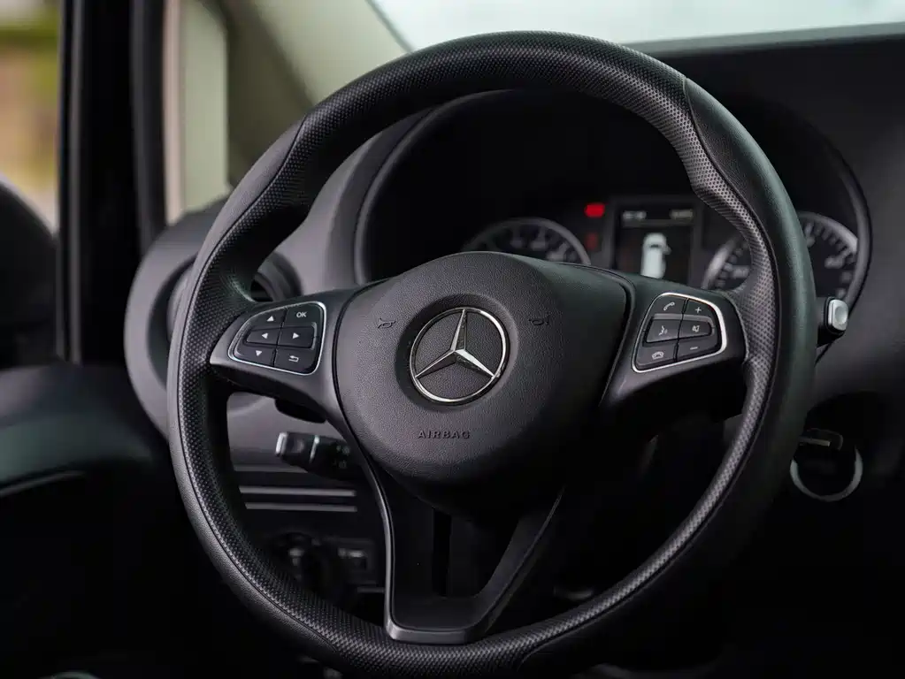 Mercedes-Benz Vito — миниатюра 7