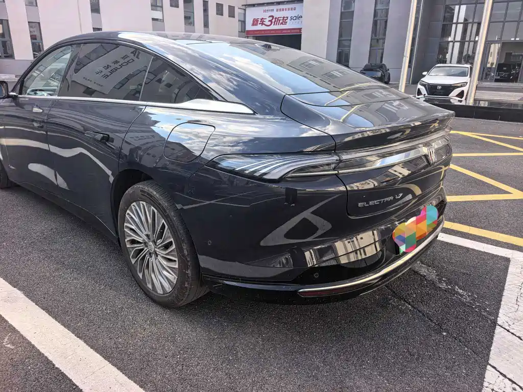 Buick Electra L7 — миниатюра 4