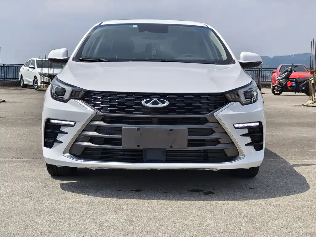 Chery Arrizo 5 PLUS — миниатюра 2