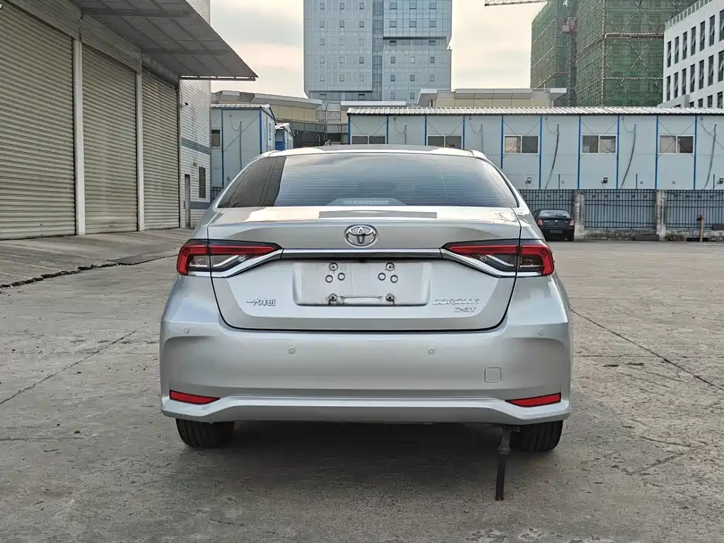 Toyota Corolla — миниатюра 6