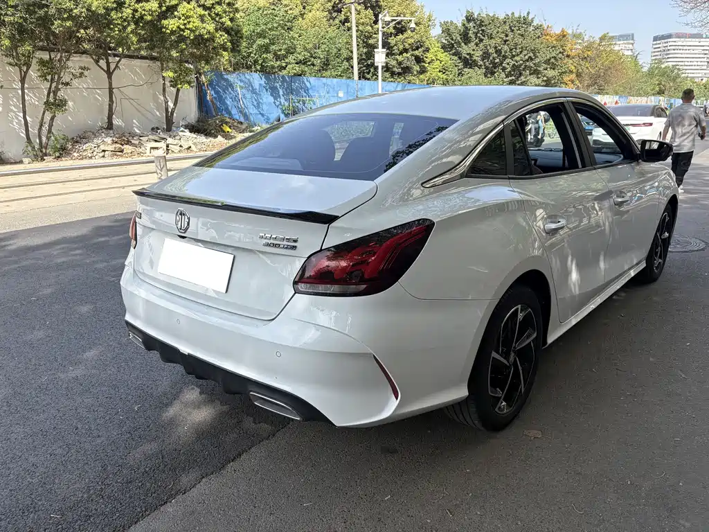 MG MG5 — миниатюра 9