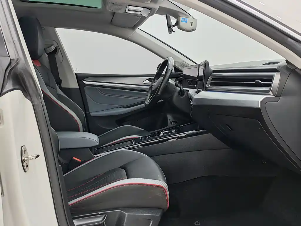 Volkswagen Lamando 2022 L 280TSI DSG