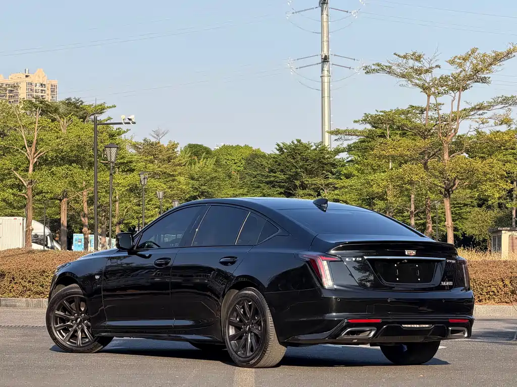 Cadillac CT5 — миниатюра 6