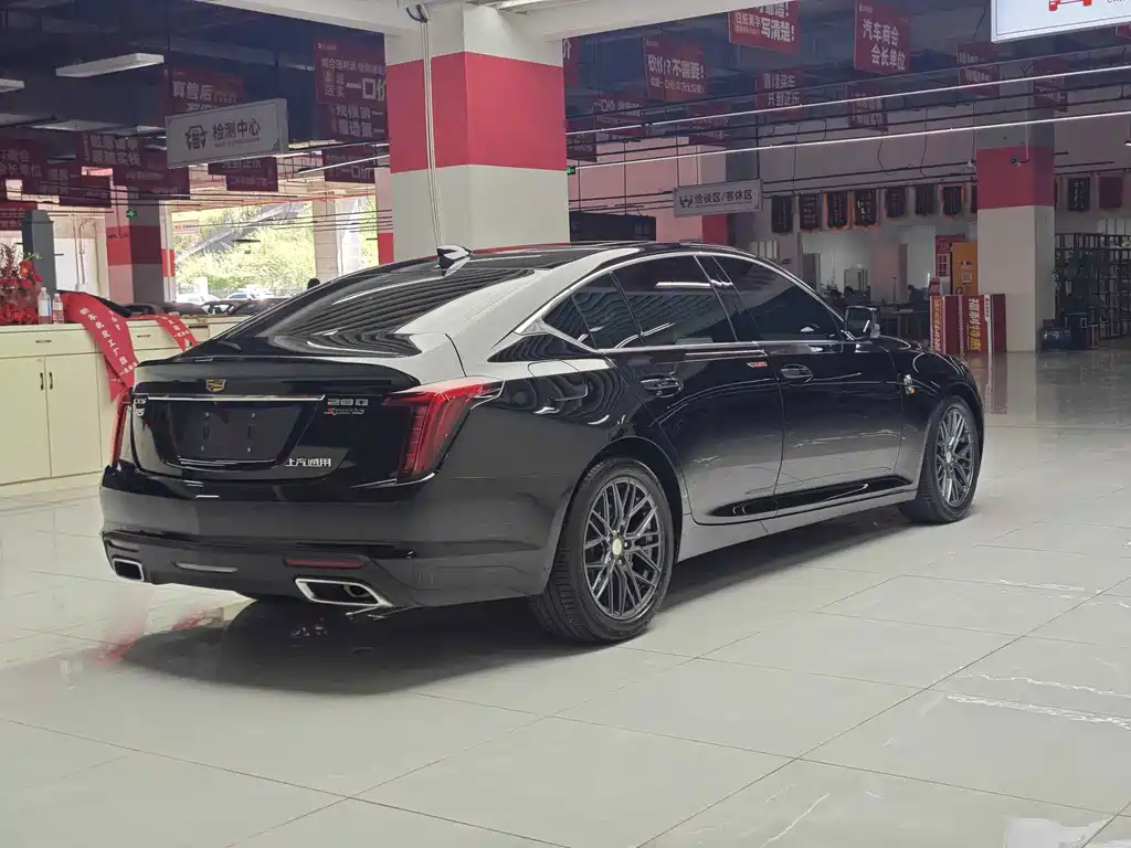 Cadillac CT5 — миниатюра 2