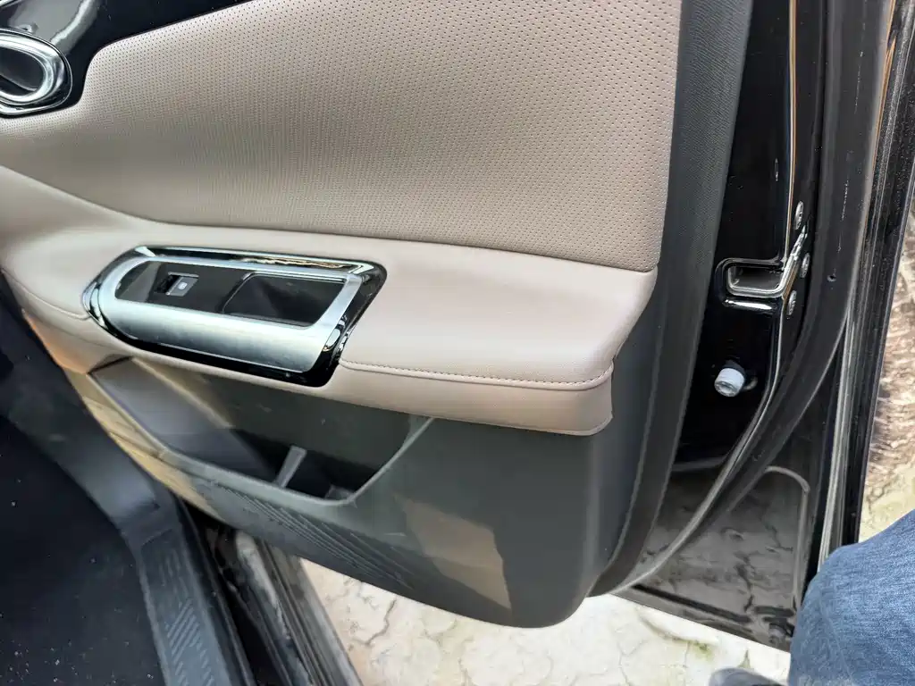 GAC Motor Trumpchi E8 PHEV — миниатюра 21