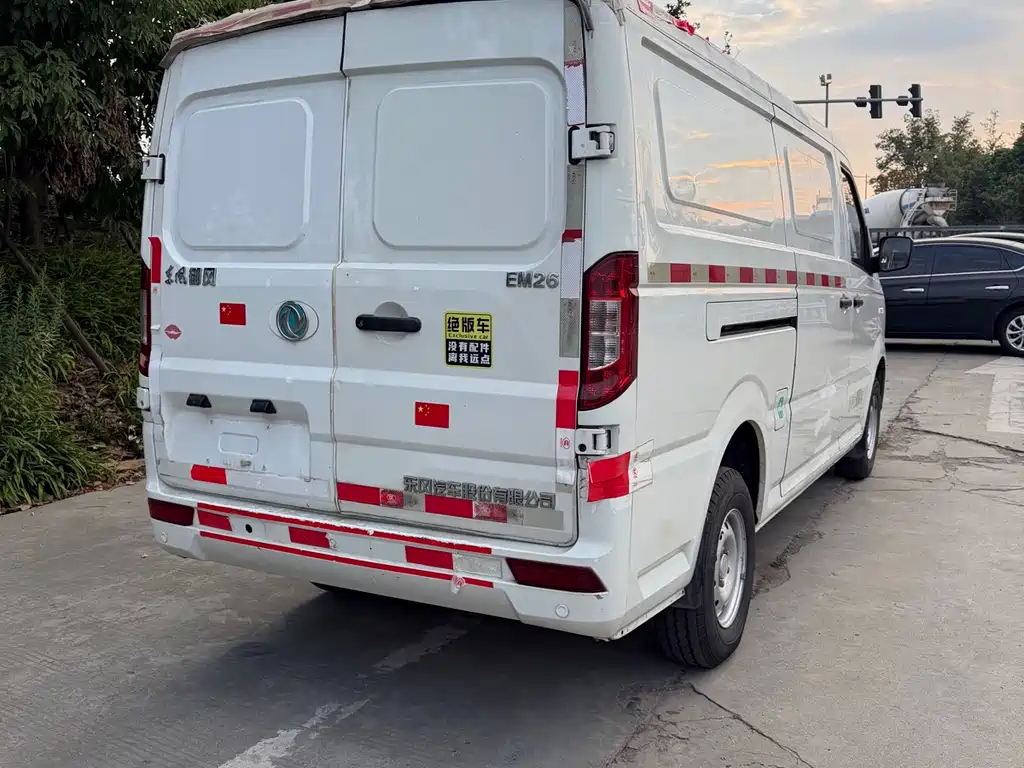 Dongfeng EM27 — миниатюра 4