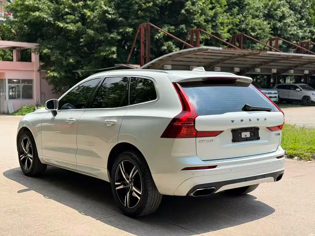 Volvo XC60 2018 T5 Sport