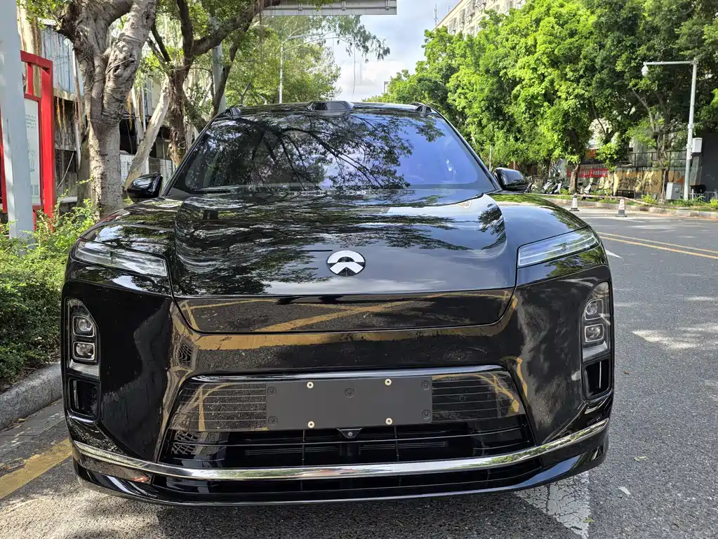 NIO ES8 2026 мест Executive