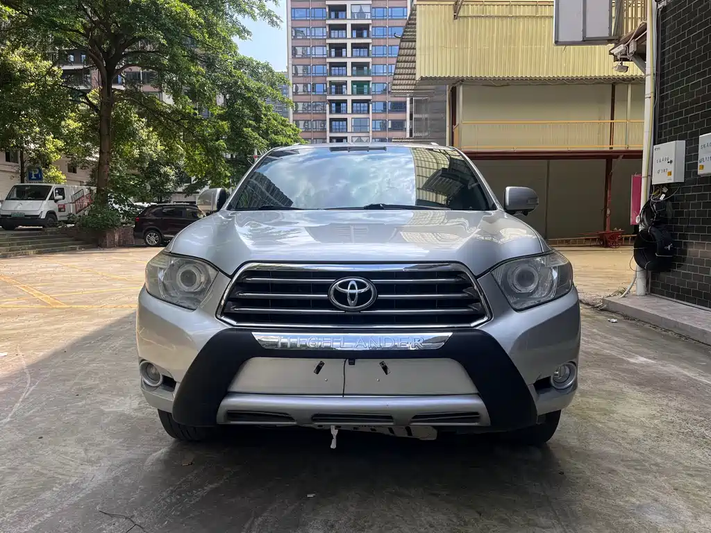 Toyota Highlander 2009 2.7L 5 мест Elite
