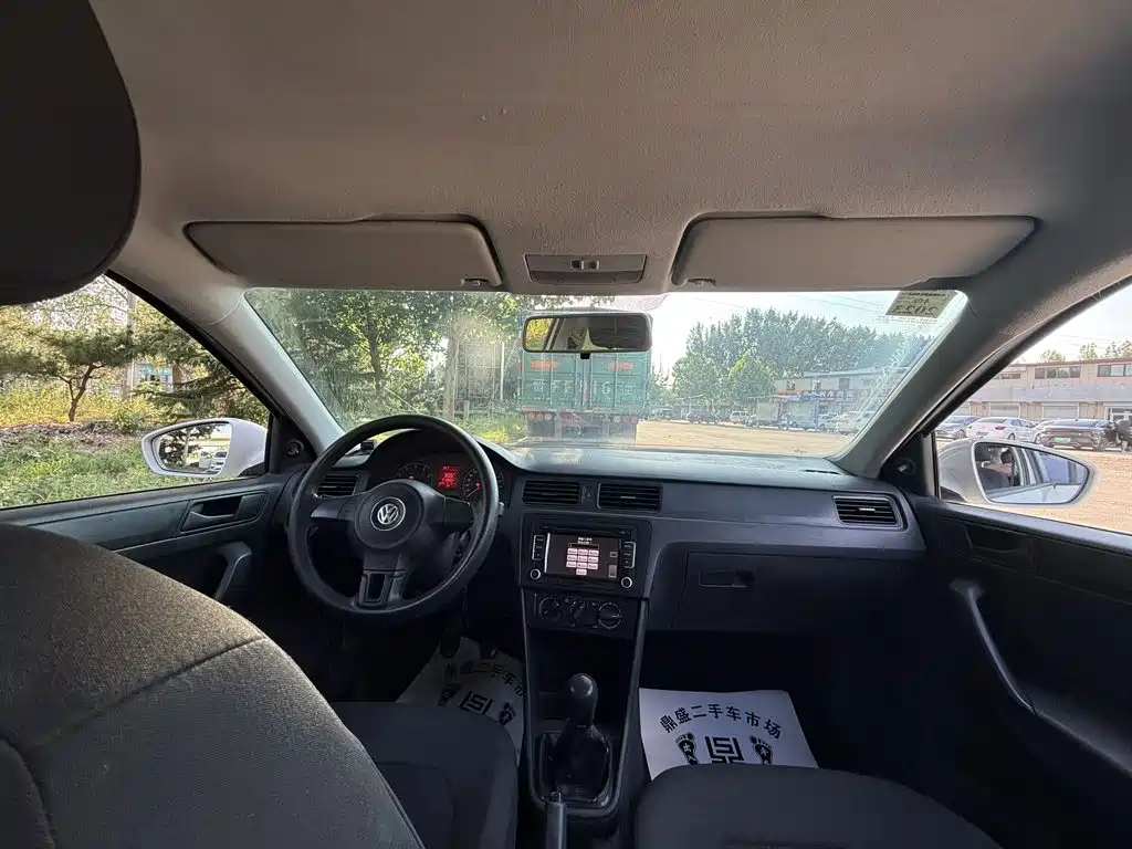 Volkswagen Santana 2013 1.4L MT