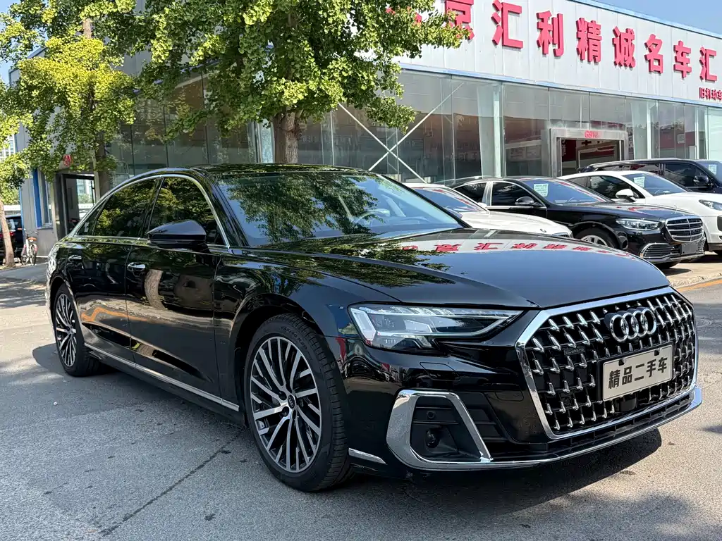 Audi A8 2025 A8L 55 TFSI quattro Flagship