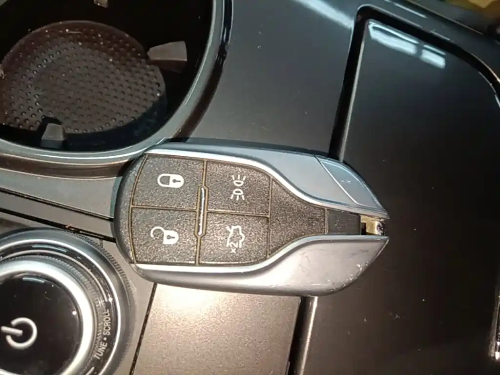 Maserati Ghibli — миниатюра 9