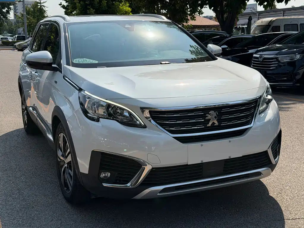 Peugeot 5008 — миниатюра 3