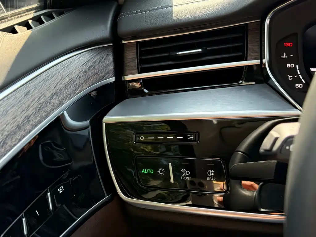 Audi A8 — фотографии объявления, Фото 27