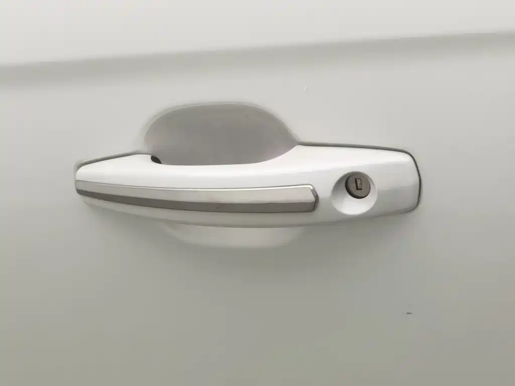 Lincoln Nautilus (Import) — миниатюра 18