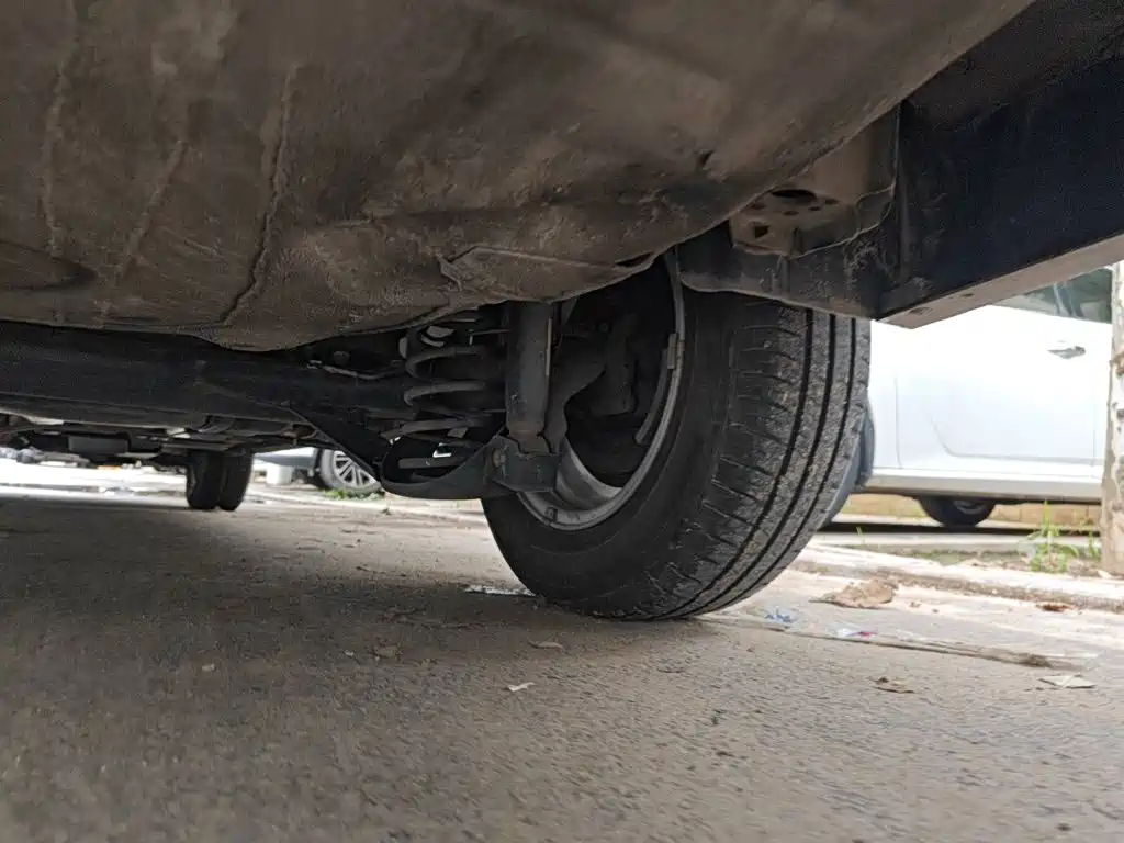 Volkswagen Santana — миниатюра 18