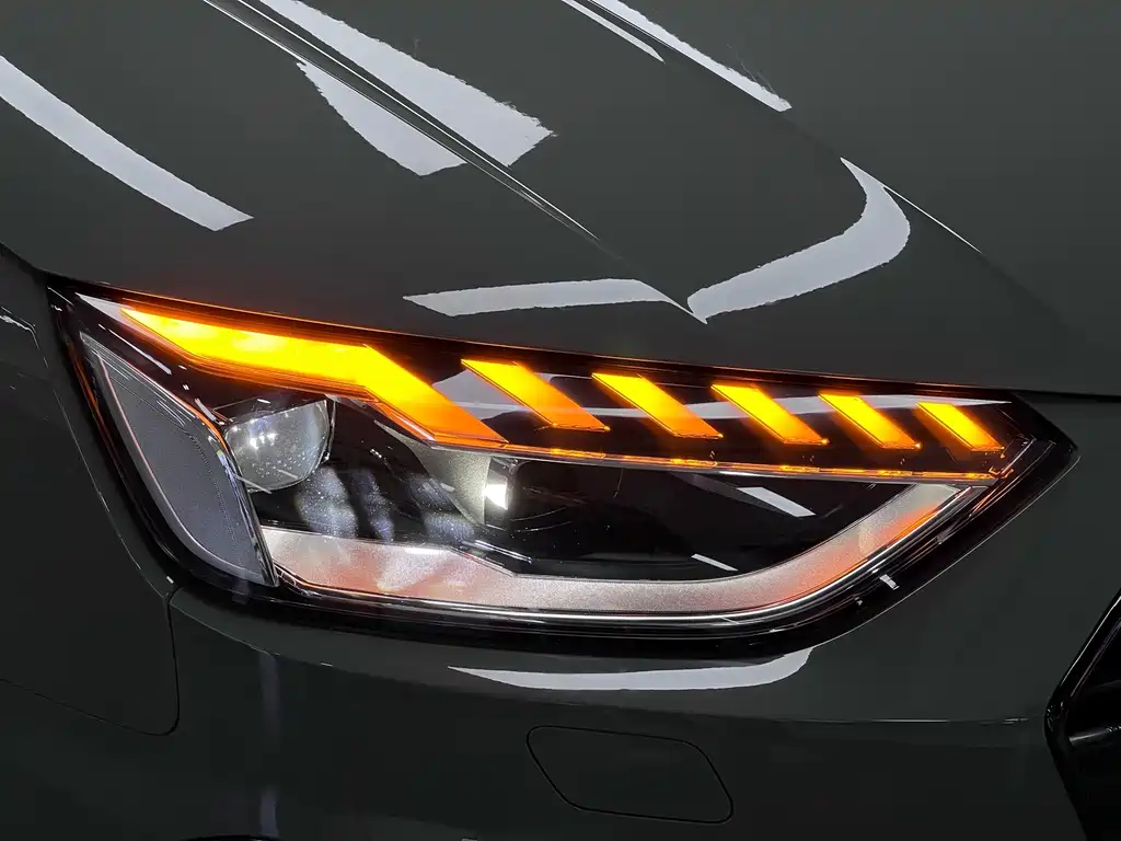 Audi A4 (Import) — миниатюра 10