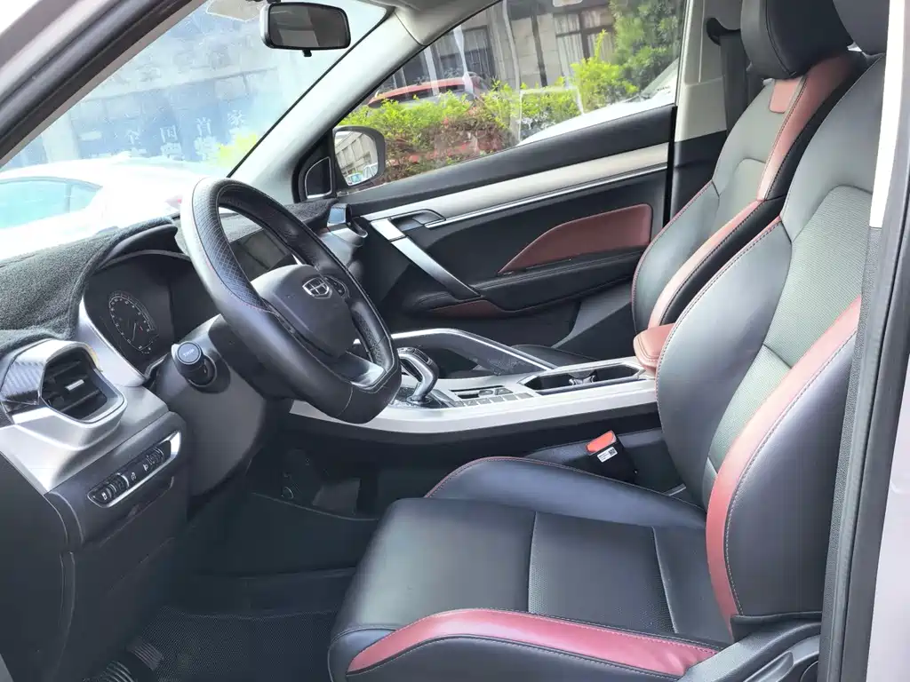 Geely Binyue — миниатюра 7