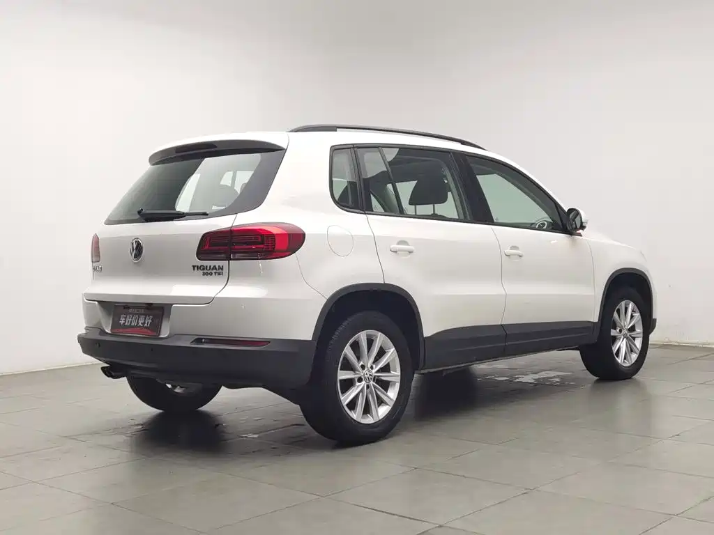 Volkswagen Tiguan — миниатюра 2