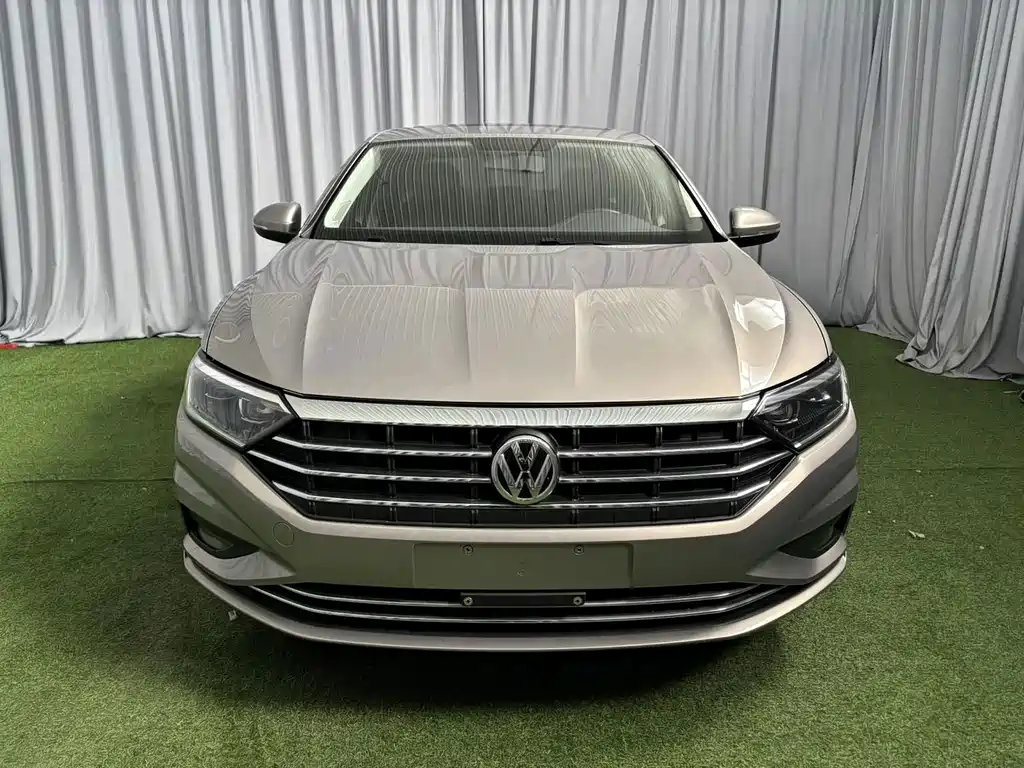 Volkswagen Sagitar — миниатюра 3