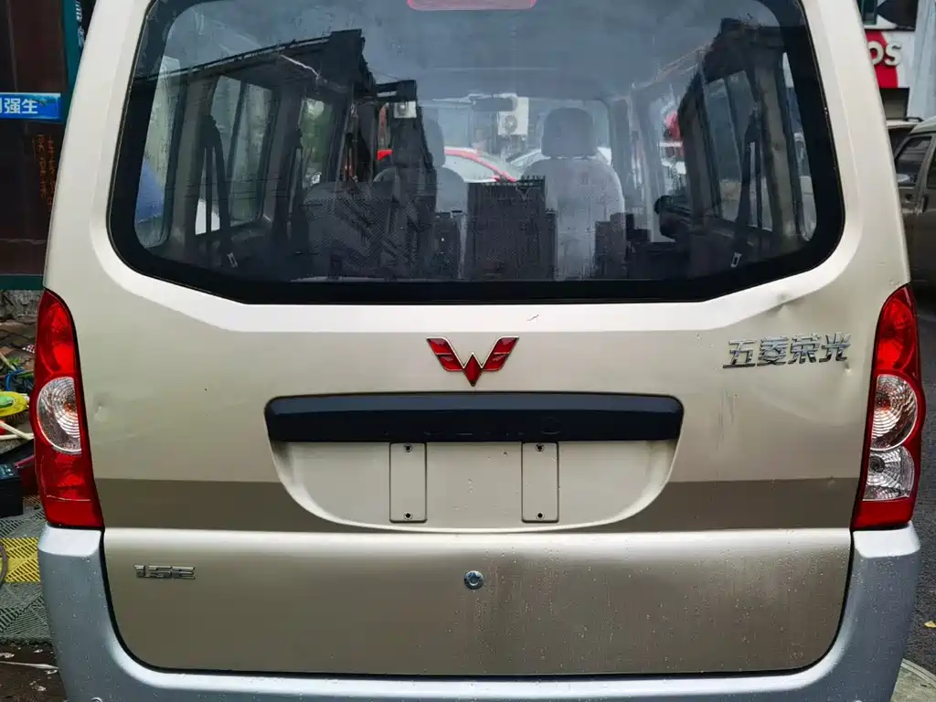 Wuling Rongguang 2021 1.5L L3C