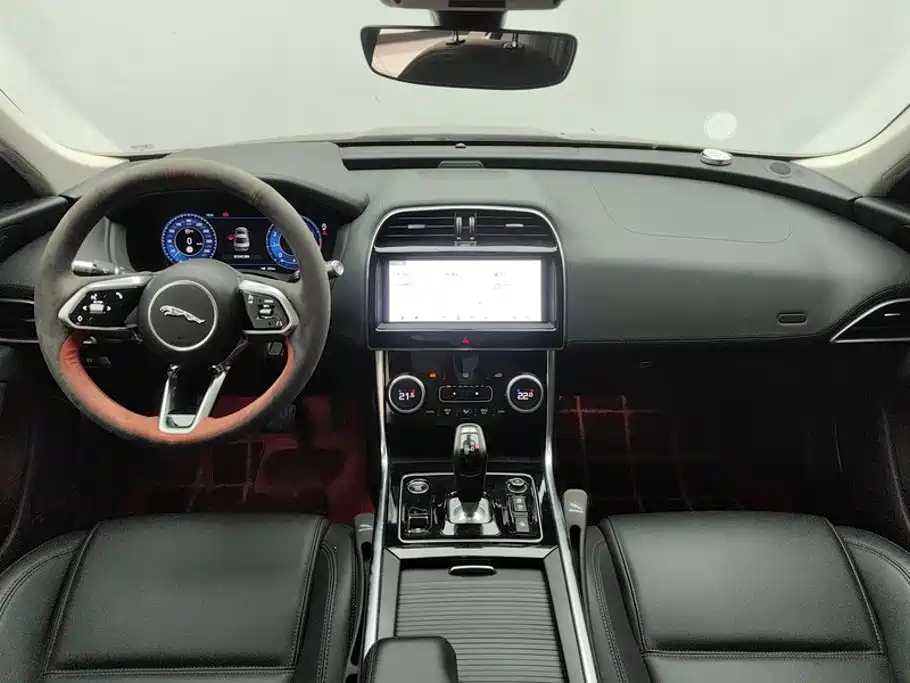 Jaguar XEL — миниатюра 11