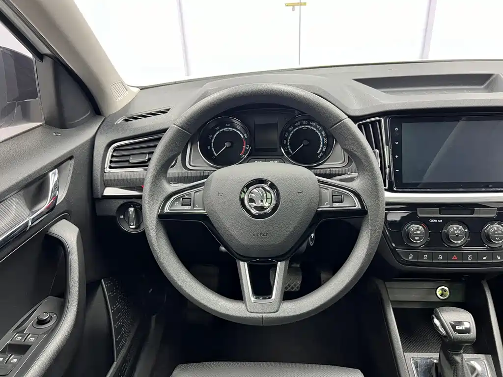 Skoda Kamiq — миниатюра 10