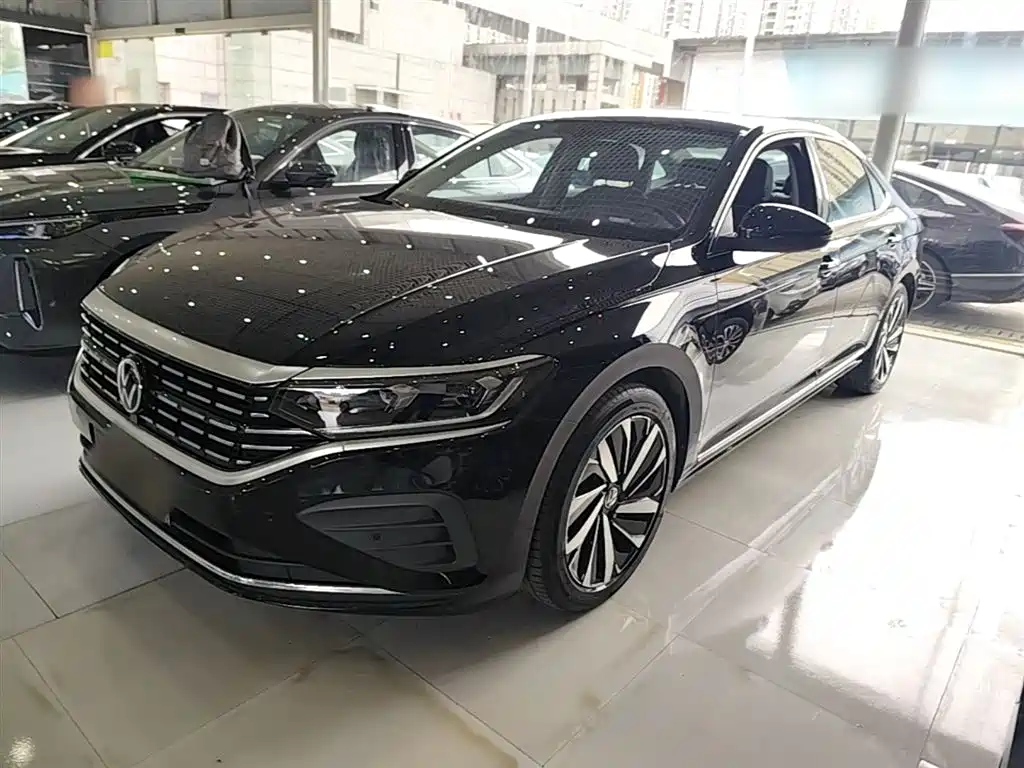 Volkswagen Passat 2024