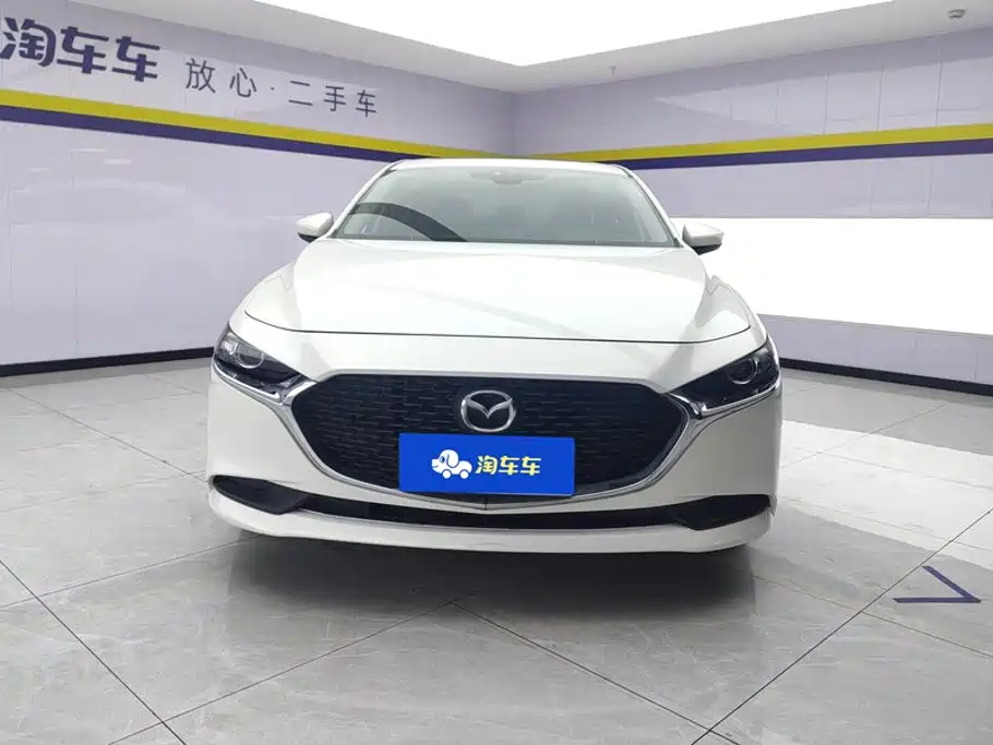 Mazda 3 Axela — миниатюра 2