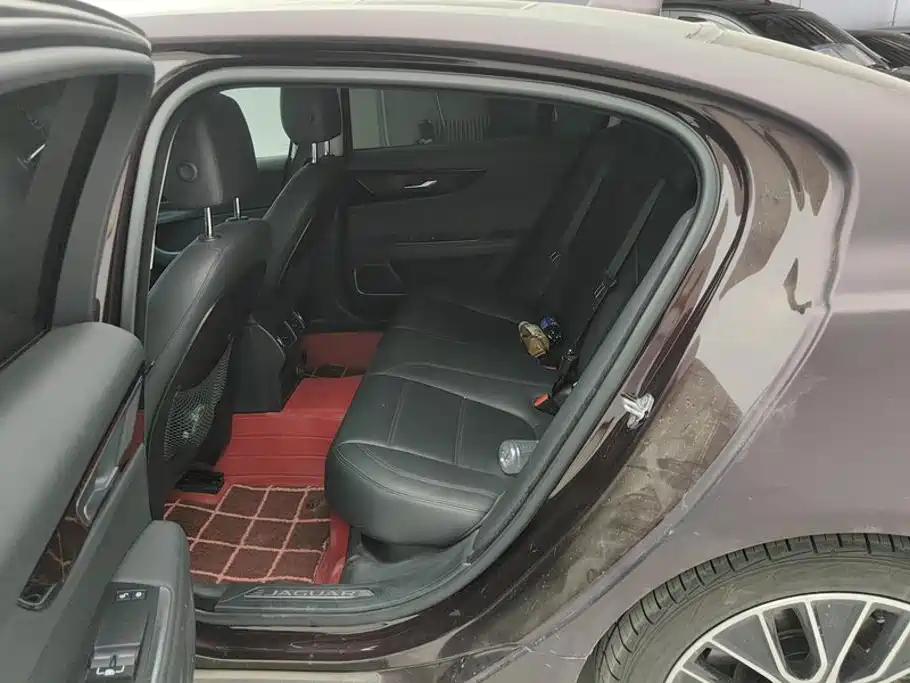Jaguar XEL — миниатюра 10