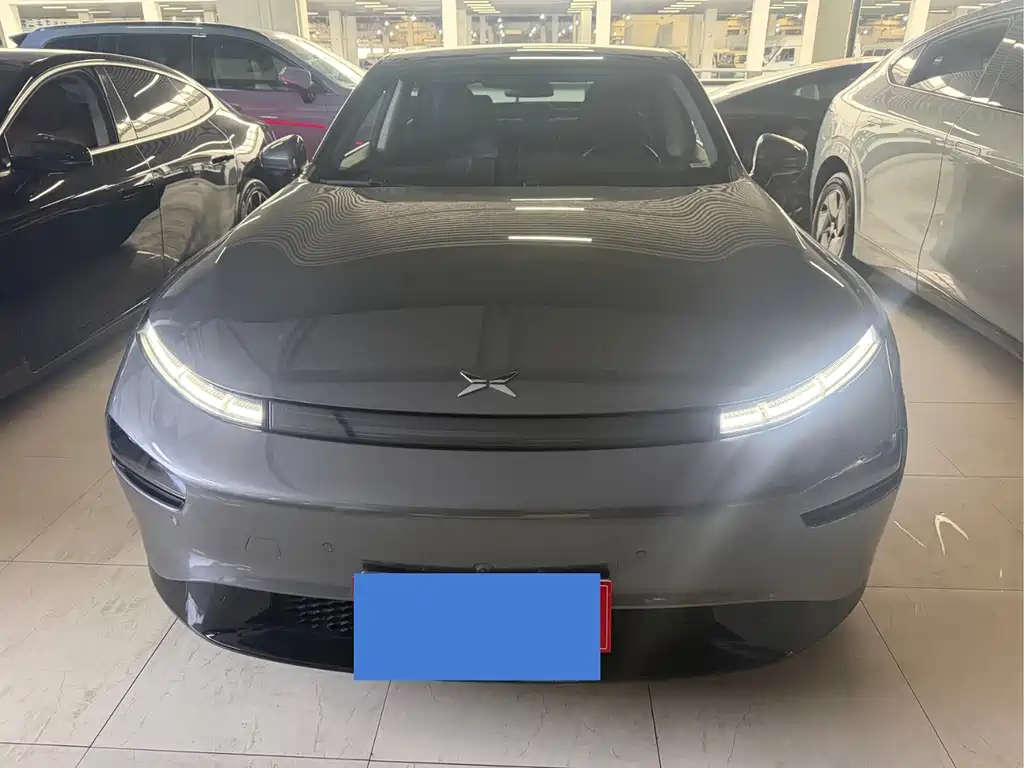 XPeng P7 — миниатюра 2