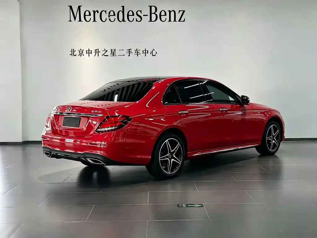 Mercedes-Benz E-Class (Import) — миниатюра 3