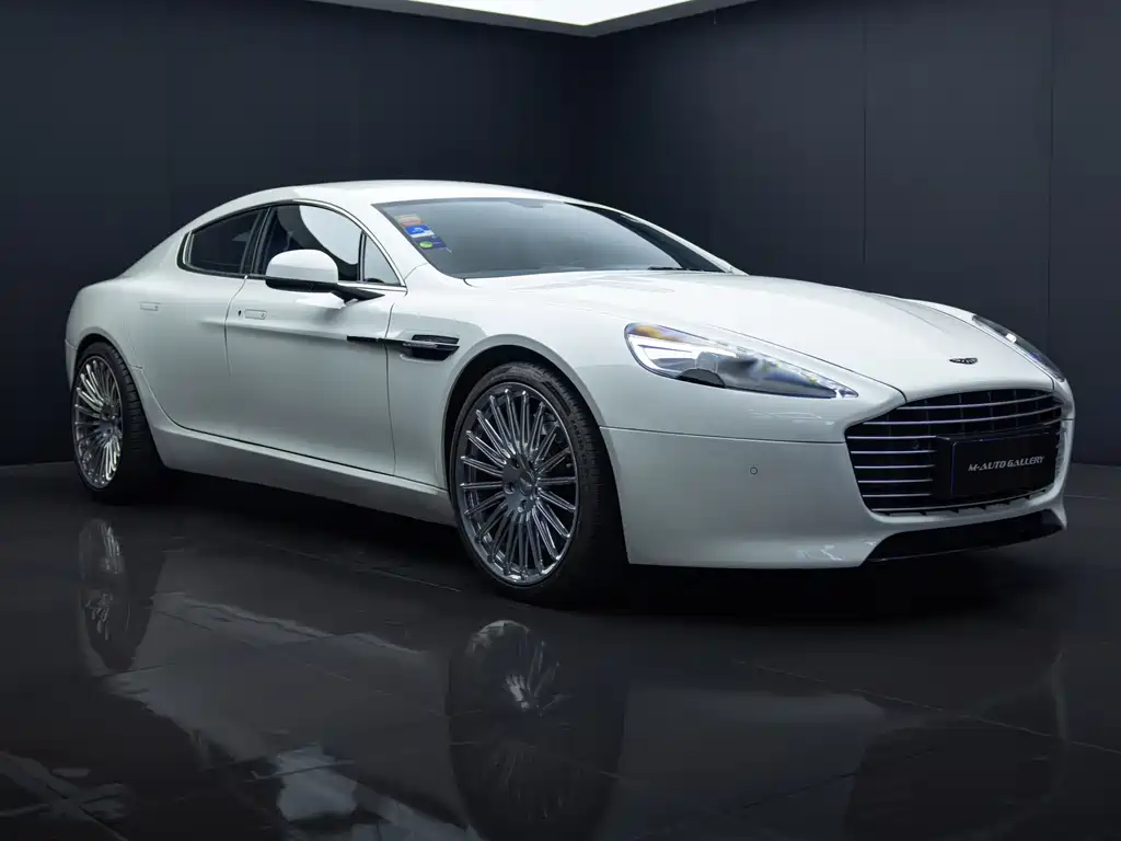 Aston Martin Rapide — миниатюра 3