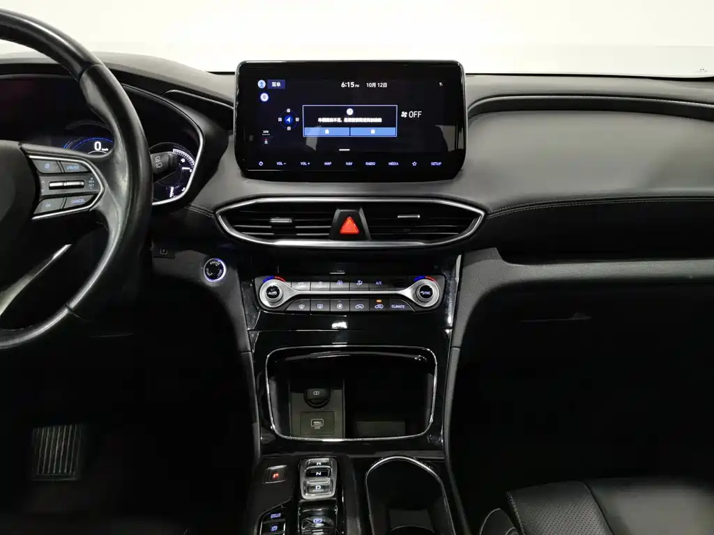 Hyundai Santa Fe — миниатюра 12