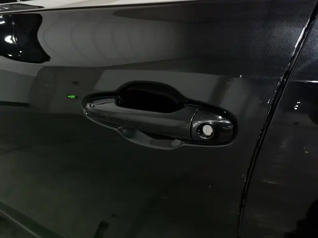Toyota Highlander — миниатюра 18