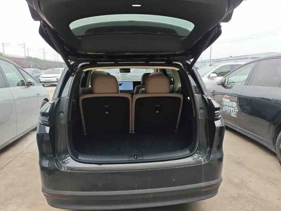 Li Auto Li i8 — миниатюра 10