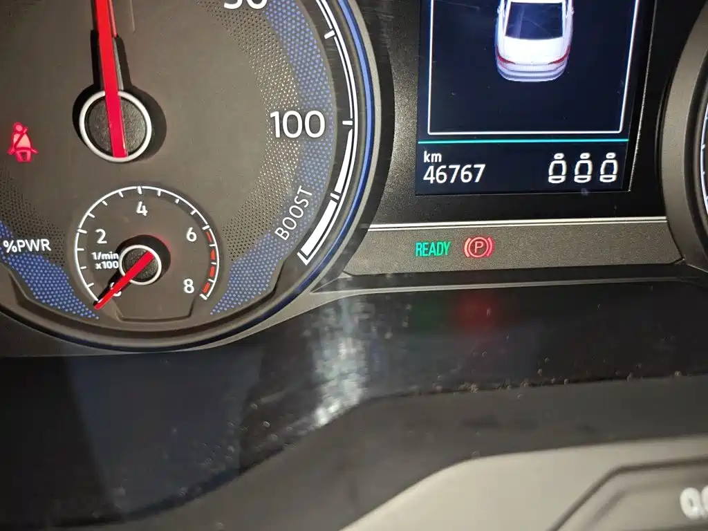 Volkswagen Passat PHEV — миниатюра 8