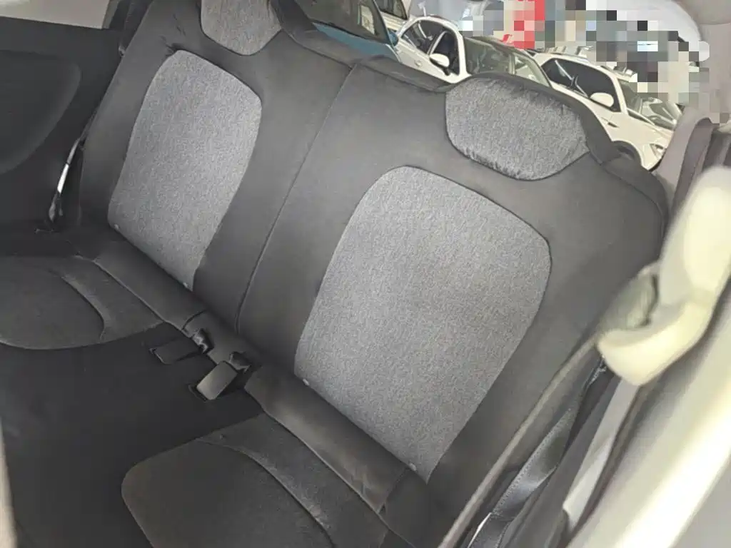 Wuling MINIEV — миниатюра 17