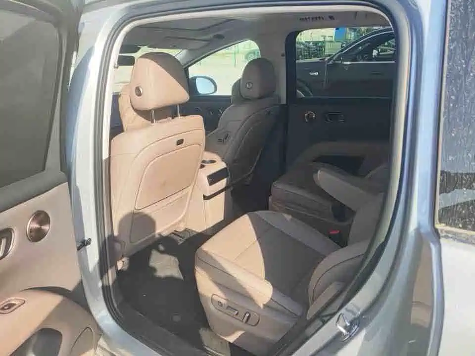 Li Auto Li i8 — миниатюра 8