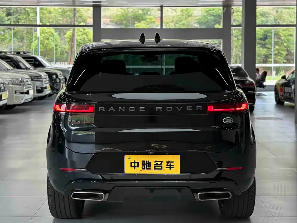 Land Rover Range Rover Sport 2024 400PS Dynamic SE