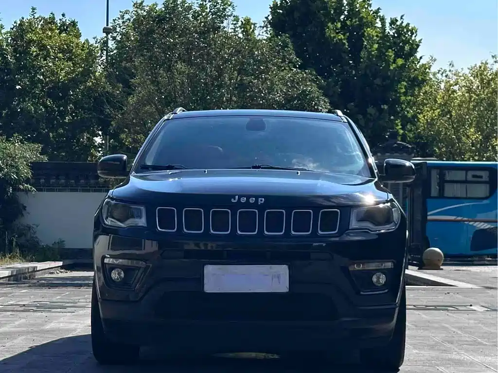 Jeep Compass — миниатюра 2