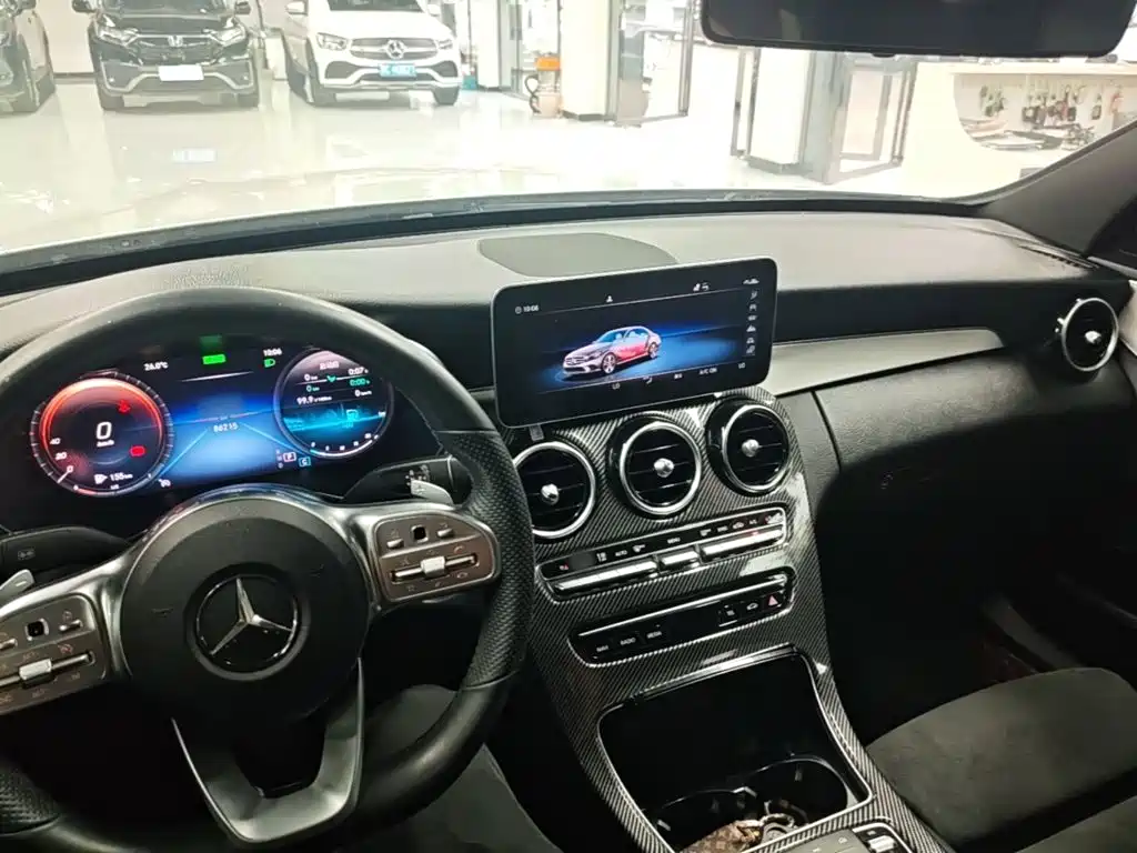 Mercedes-Benz C-Class — миниатюра 10